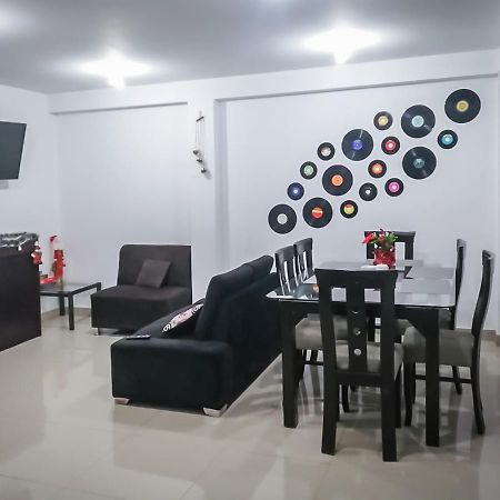 Complete Apartment, Services Included, Wifi, Netflix Lima Luaran gambar