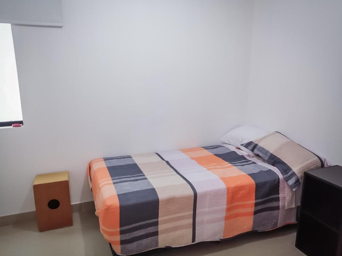 Complete Apartment, Services Included, Wifi, Netflix Lima Luaran gambar