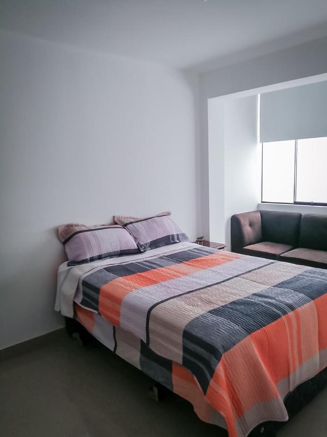 Complete Apartment, Services Included, Wifi, Netflix Lima Luaran gambar