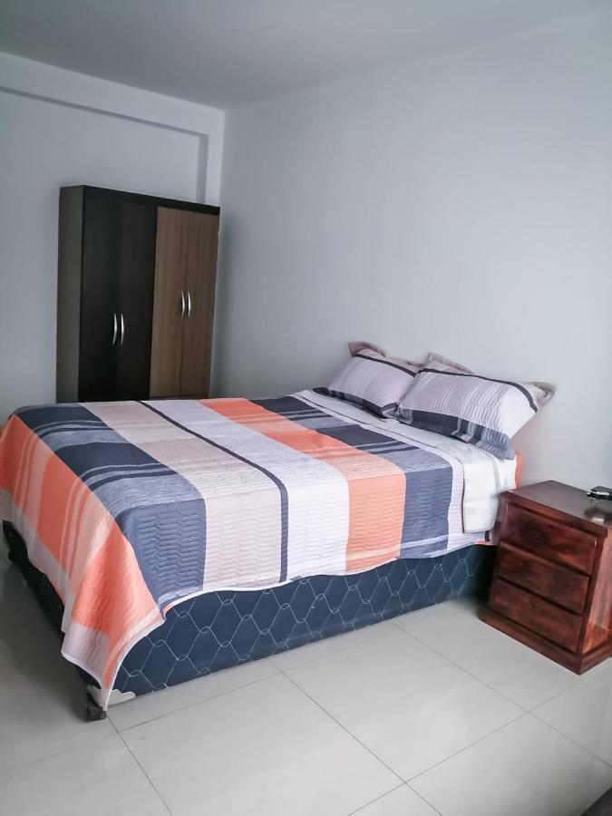 Complete Apartment, Services Included, Wifi, Netflix Lima Luaran gambar